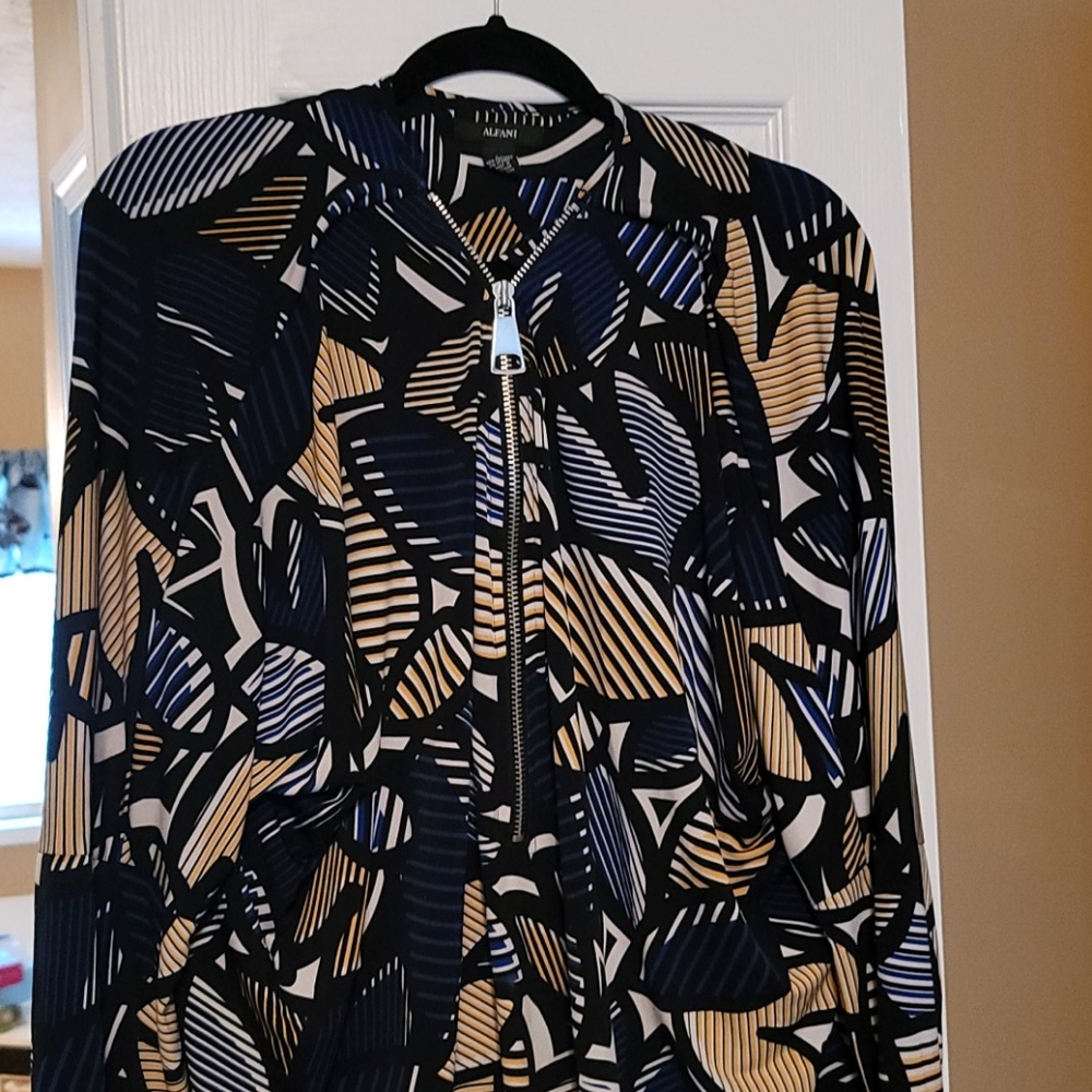 Geometric-Patterned Blouse. Multicolored - image 1